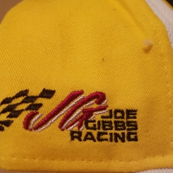 NWOT Kyle Busch M&M's Nascar #18 Joe Gibbs Racing - Picture 4 of 8